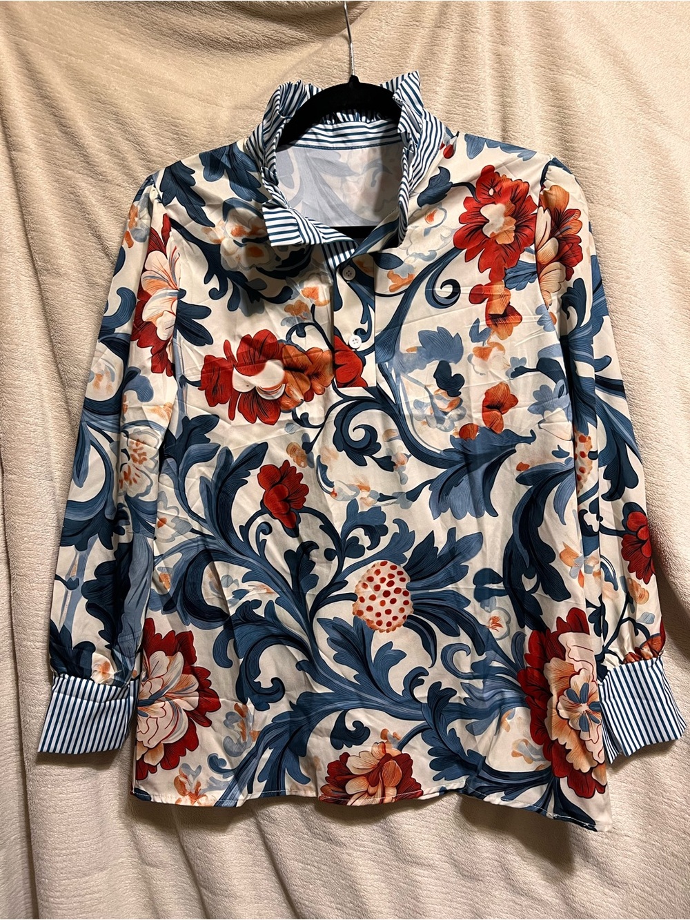 NWOT Boutique Floral Baroque Print Button Front Blouse Blue Red Cream Small